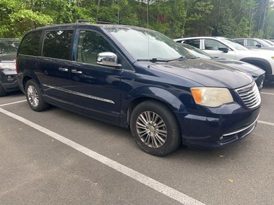 2015 Chrysler Town & Country Touring-L