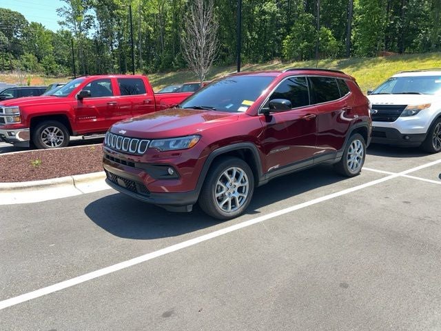 2022 Jeep Compass Latitude Lux