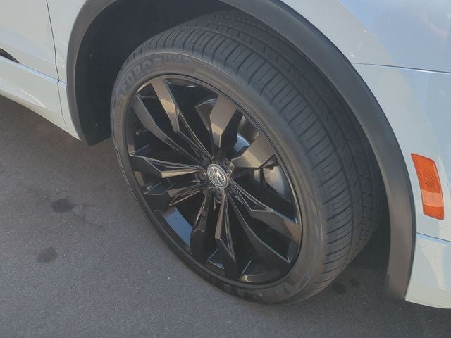 2021 Volkswagen Tiguan 2.0T SE R-Line Black