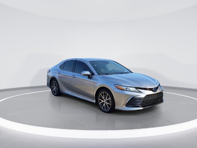 2024 Toyota Camry Hybrid XLE