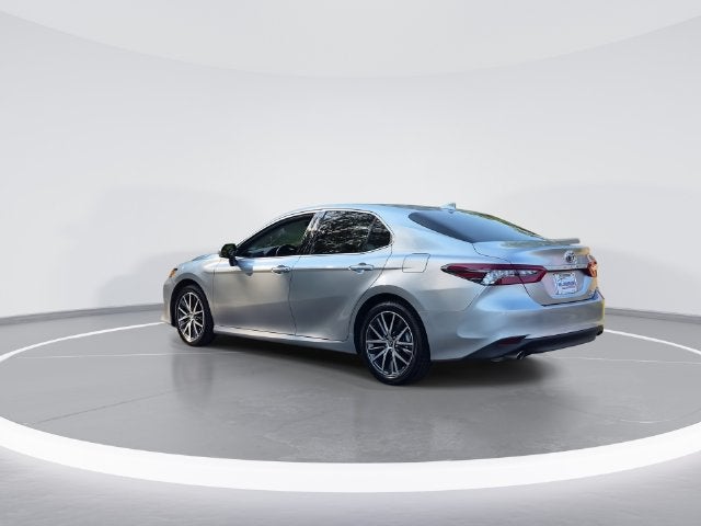 2024 Toyota Camry Hybrid XLE