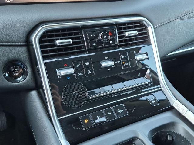 2025 Nissan Armada SV