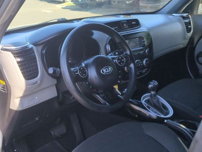 2016 Kia Soul Base