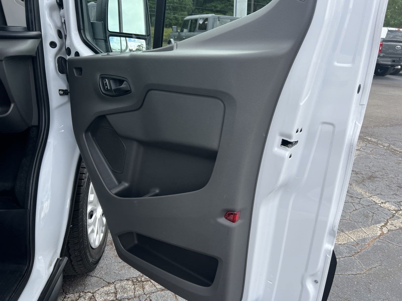 2023 Ford Transit Passenger Wagon XL