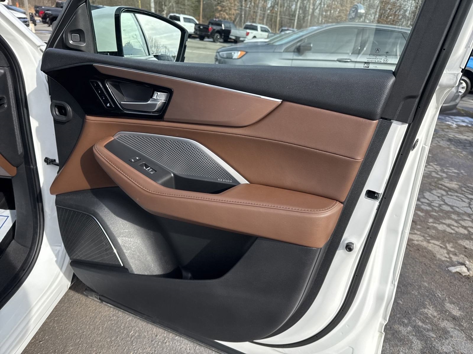 2022 Acura MDX w/Technology Package