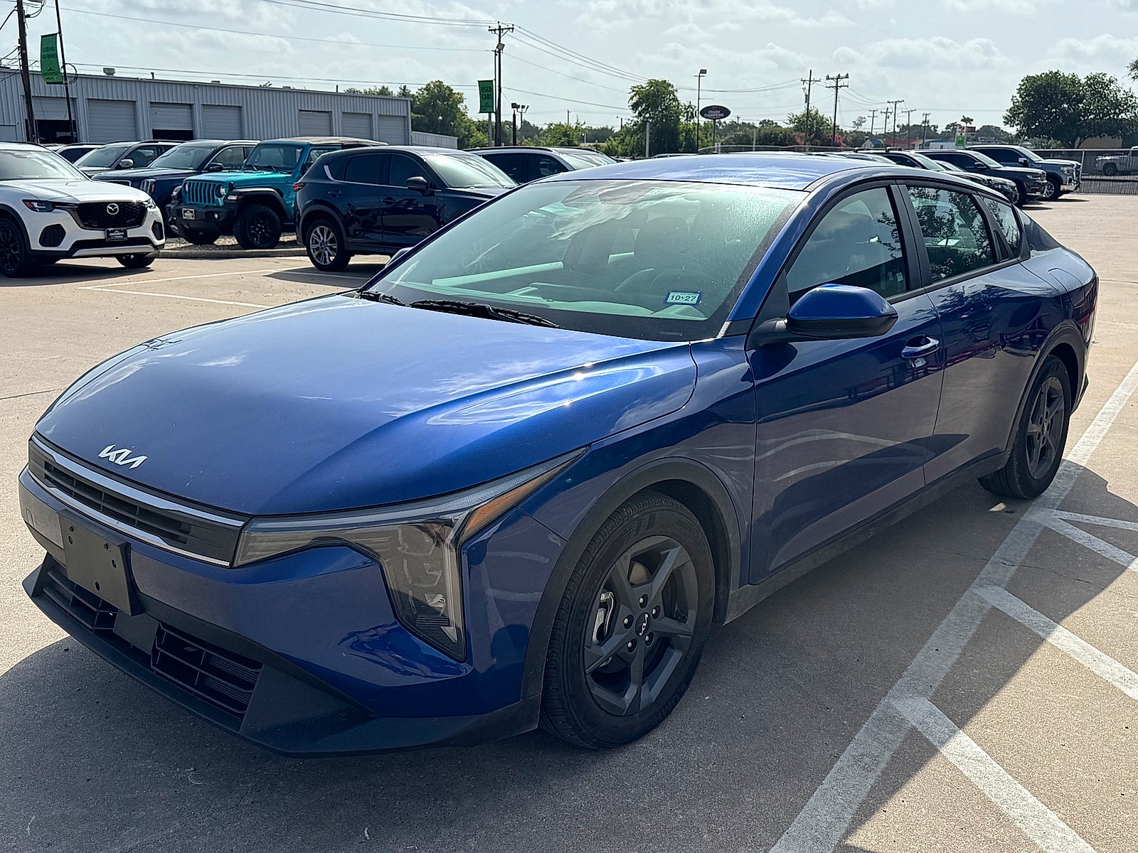 2025 Kia K4 LXS