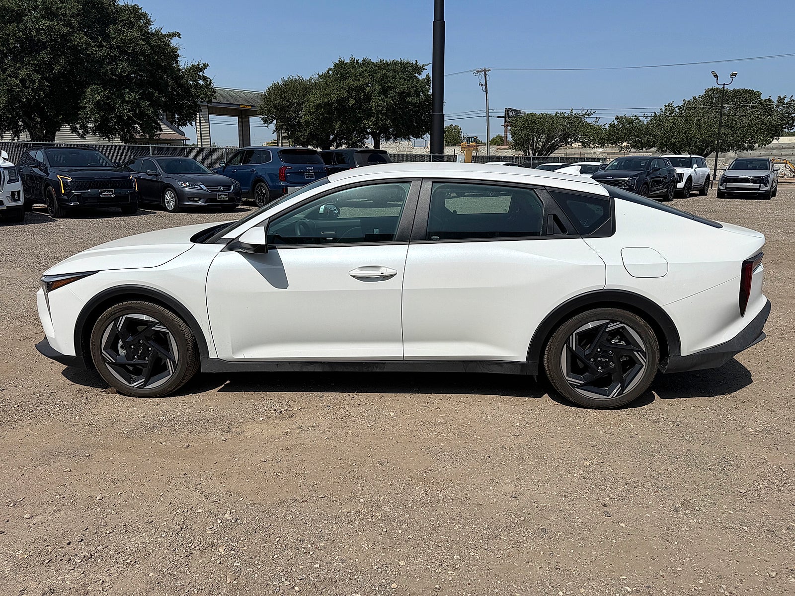 2026 Kia K4 EX