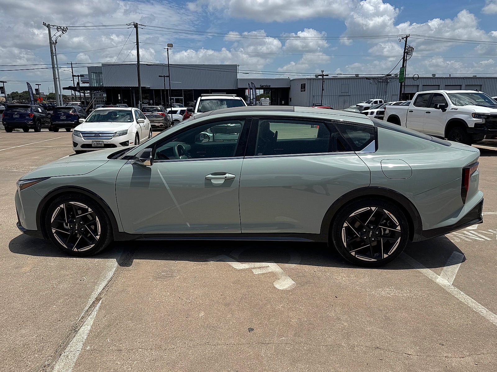2025 Kia K4 GT-Line