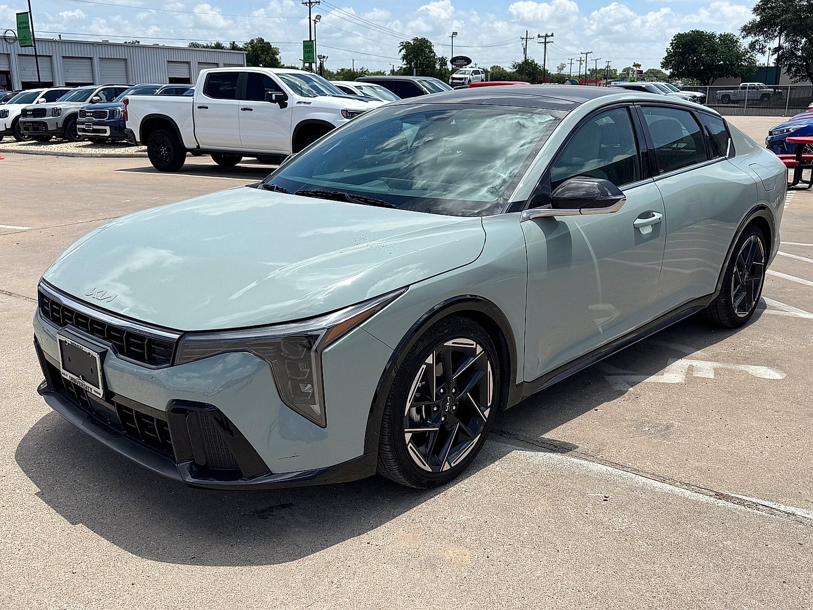 2025 Kia K4 GT-Line