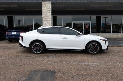 2025 Kia K4 GT-Line