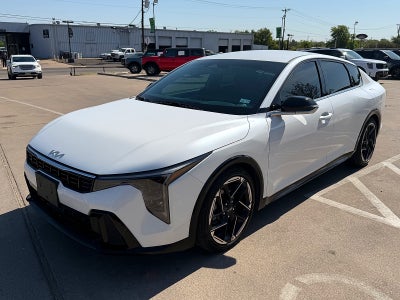 2025 Kia K4 GT-Line
