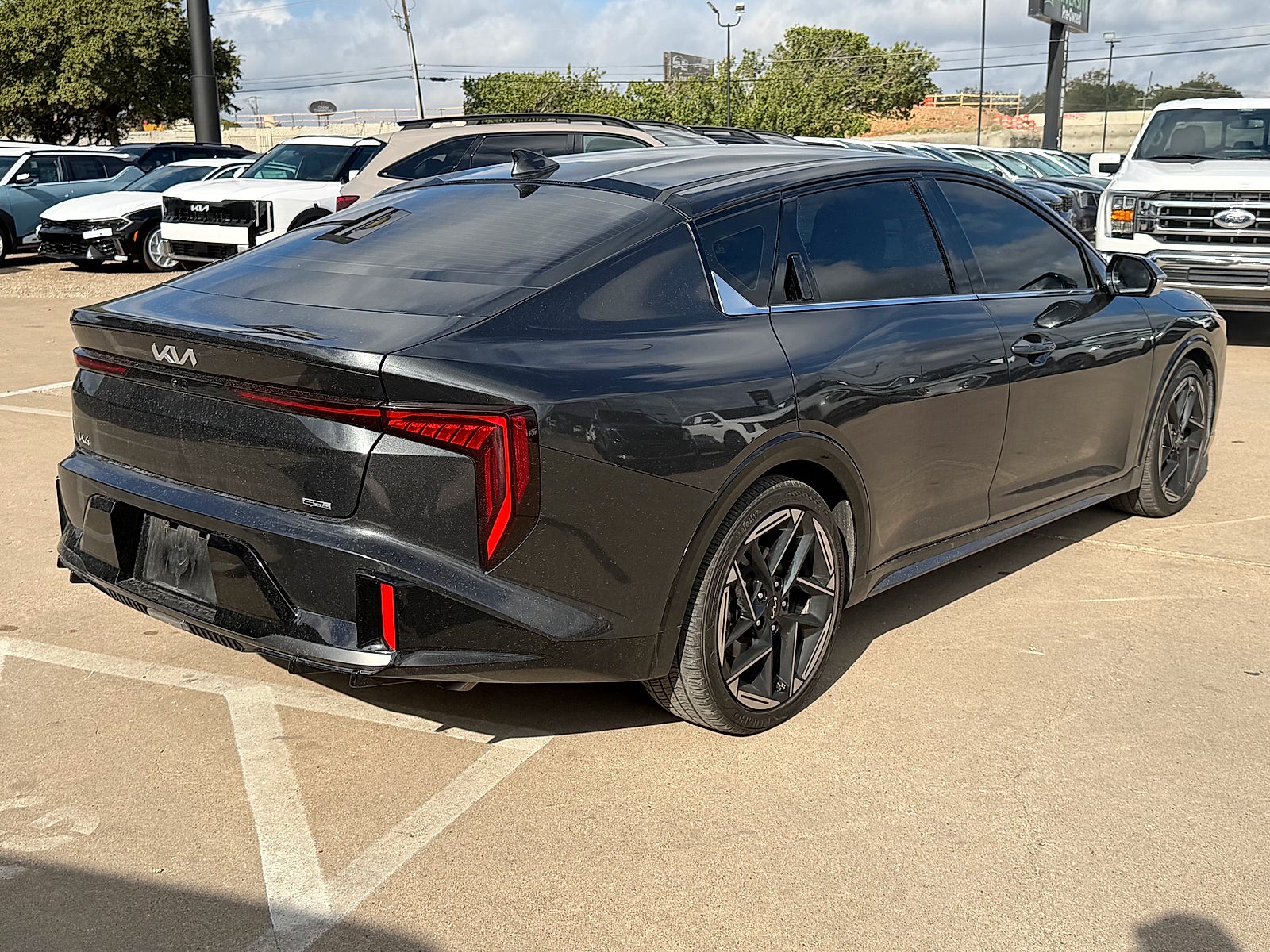 2025 Kia K4 GT-Line