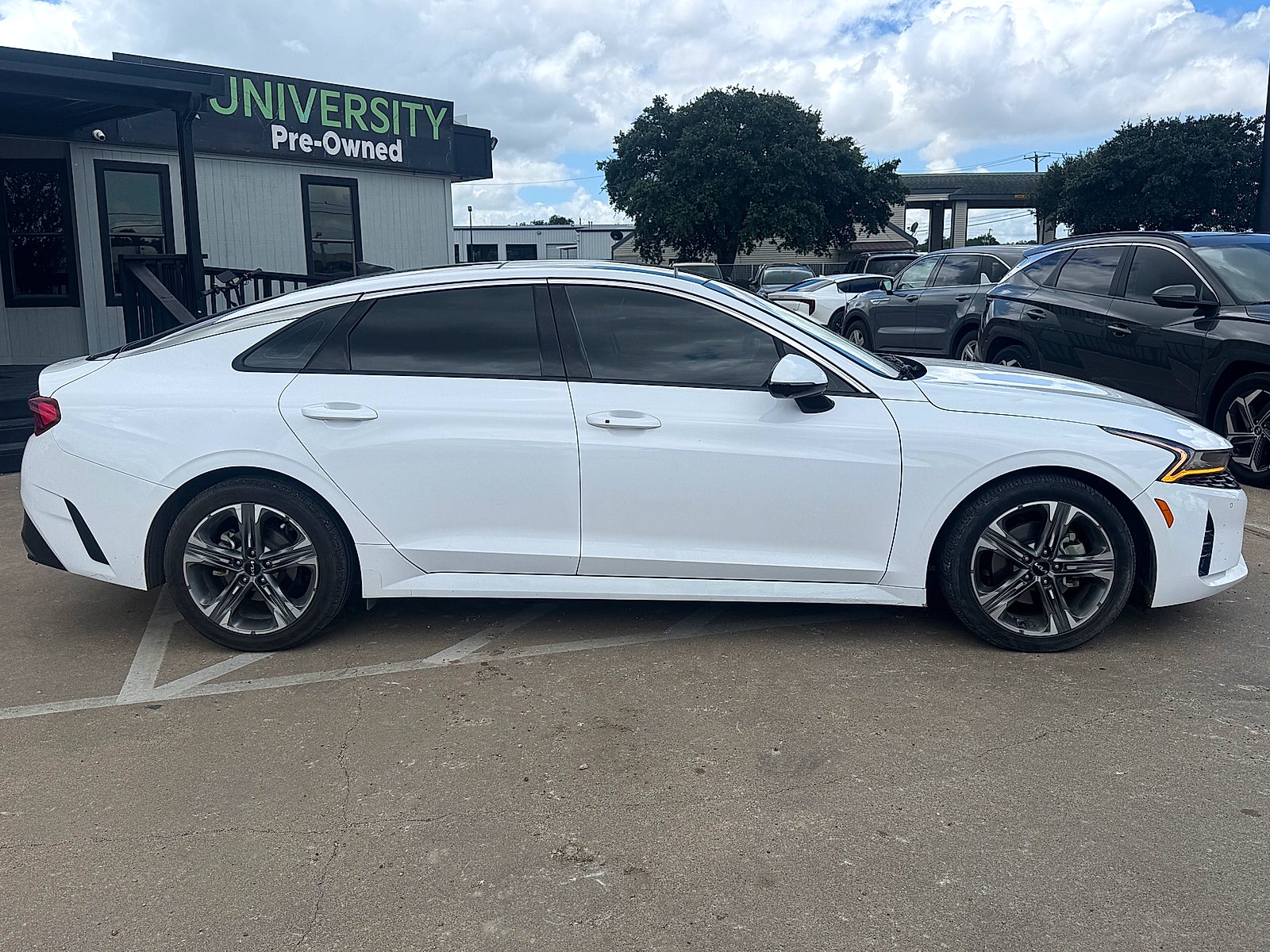 2023 Kia K5 EX