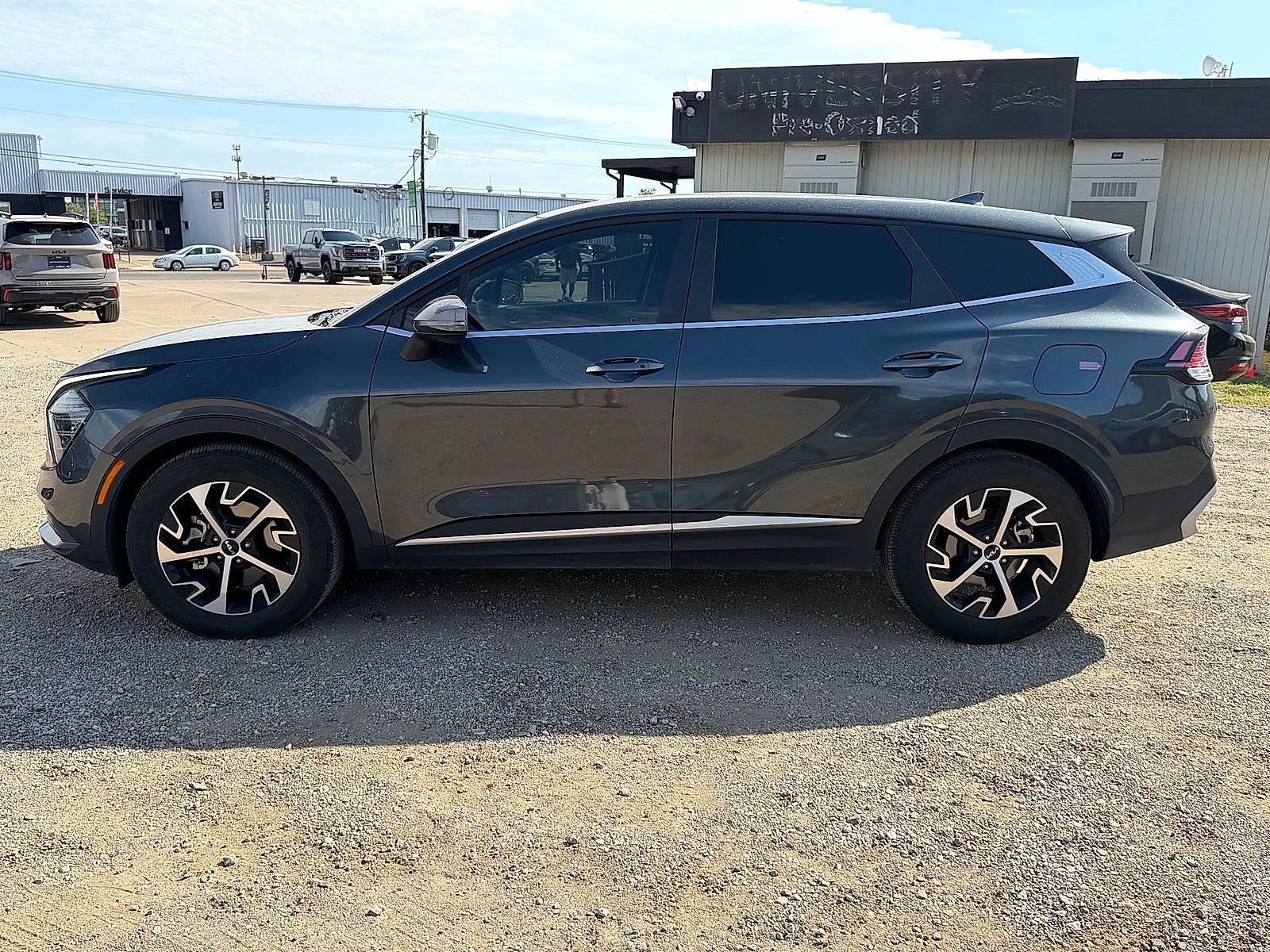 2025 Kia Sportage EX