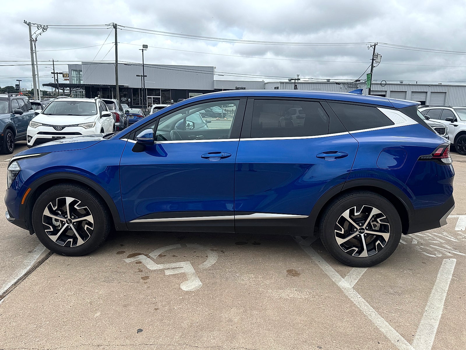 2024 Kia Sportage EX