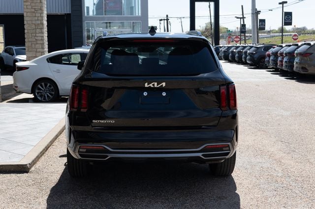2023 Kia Sorento S