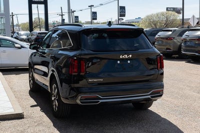 2023 Kia Sorento S