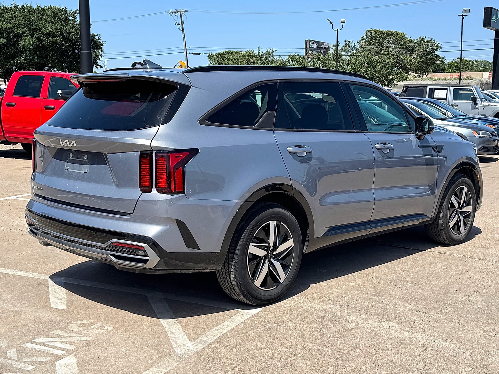2023 Kia Sorento S