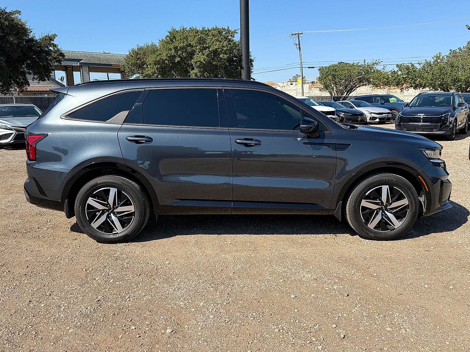 2023 Kia Sorento S