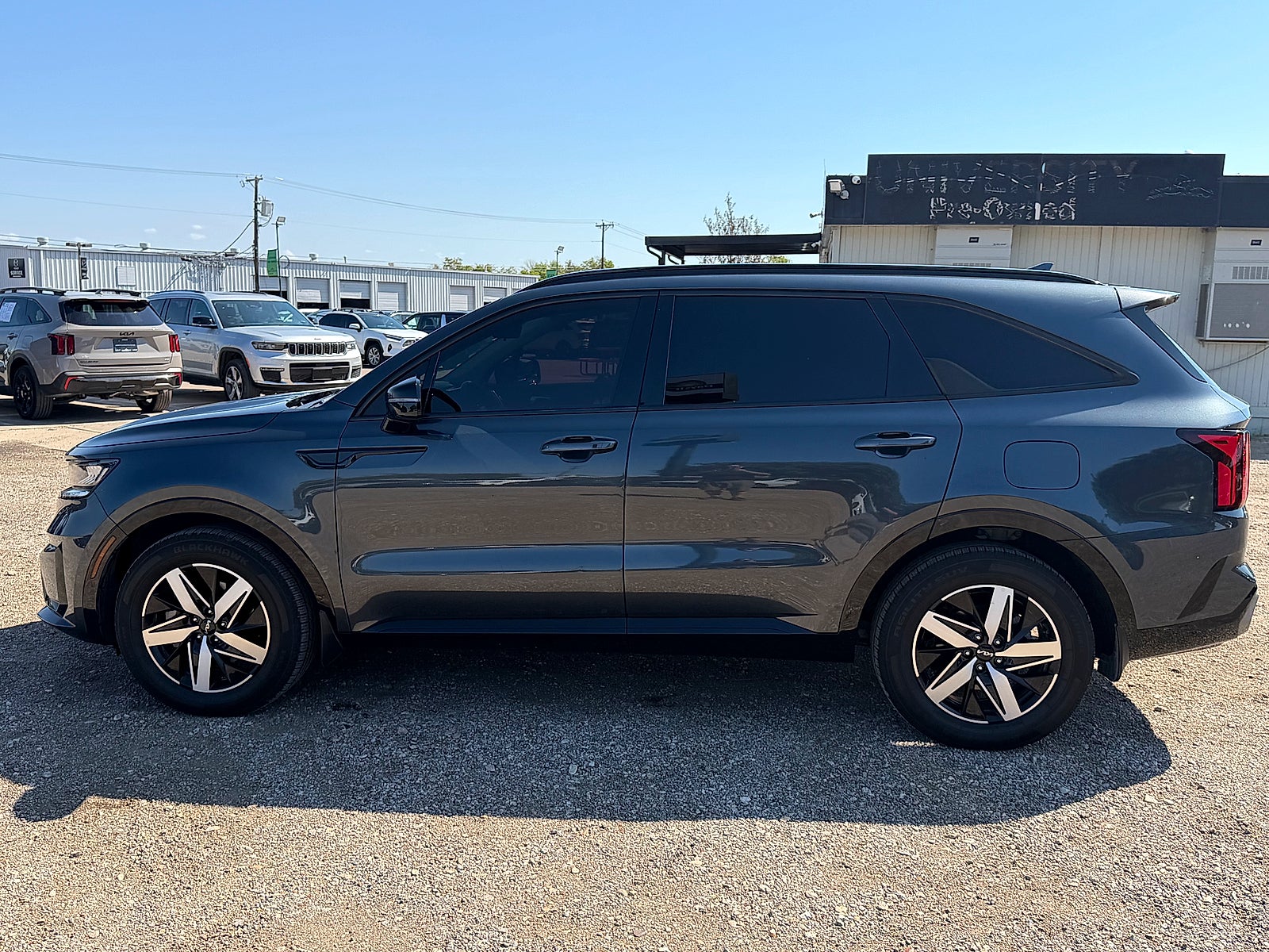 2023 Kia Sorento S