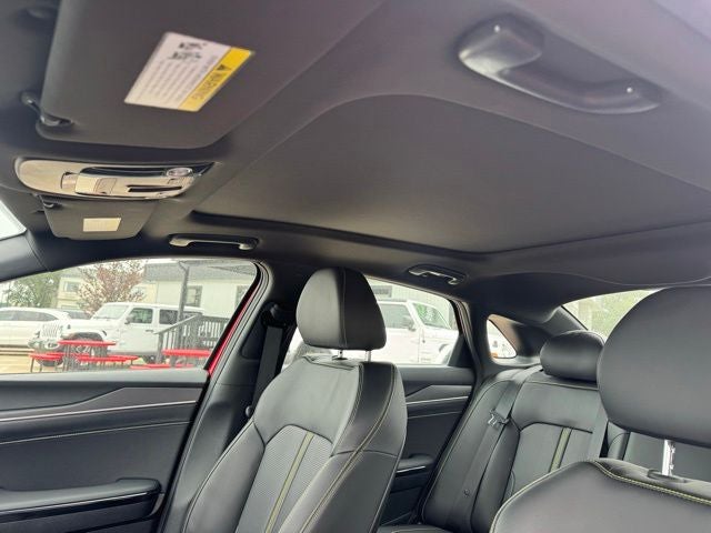 2025 Kia K5 GT