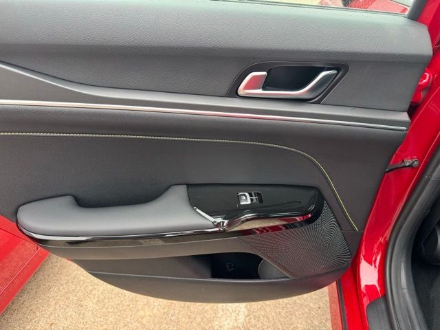 2025 Kia K5 GT