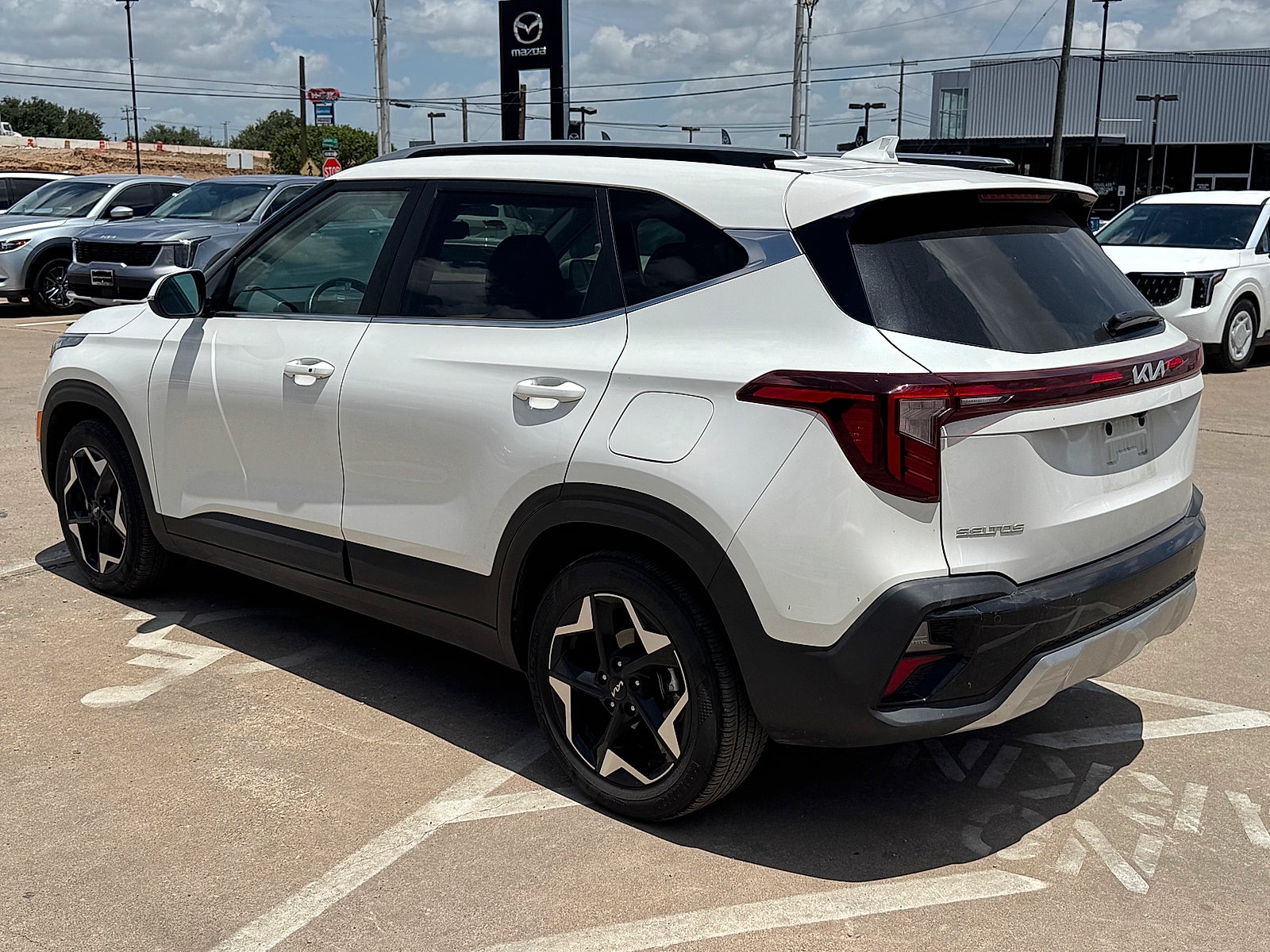 2025 Kia Seltos EX