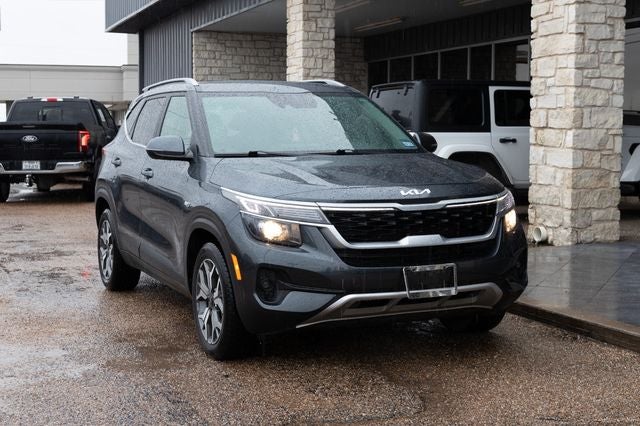 2023 Kia Seltos EX