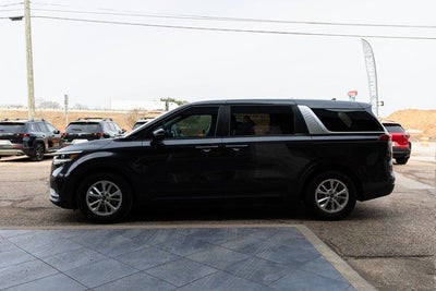 2022 Kia Carnival LXS