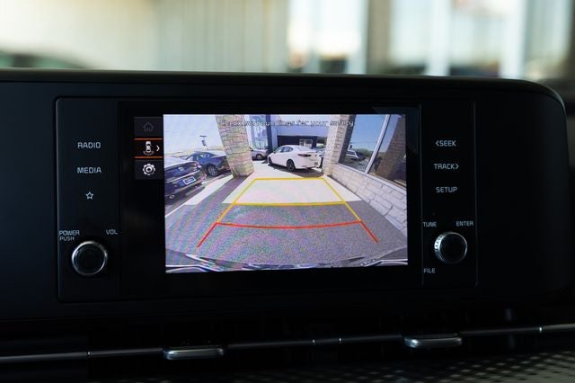 2024 Kia Carnival LX