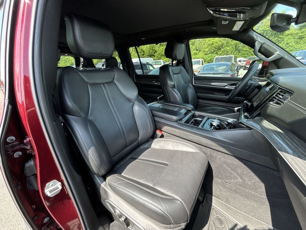 2022 Jeep Wagoneer Series II