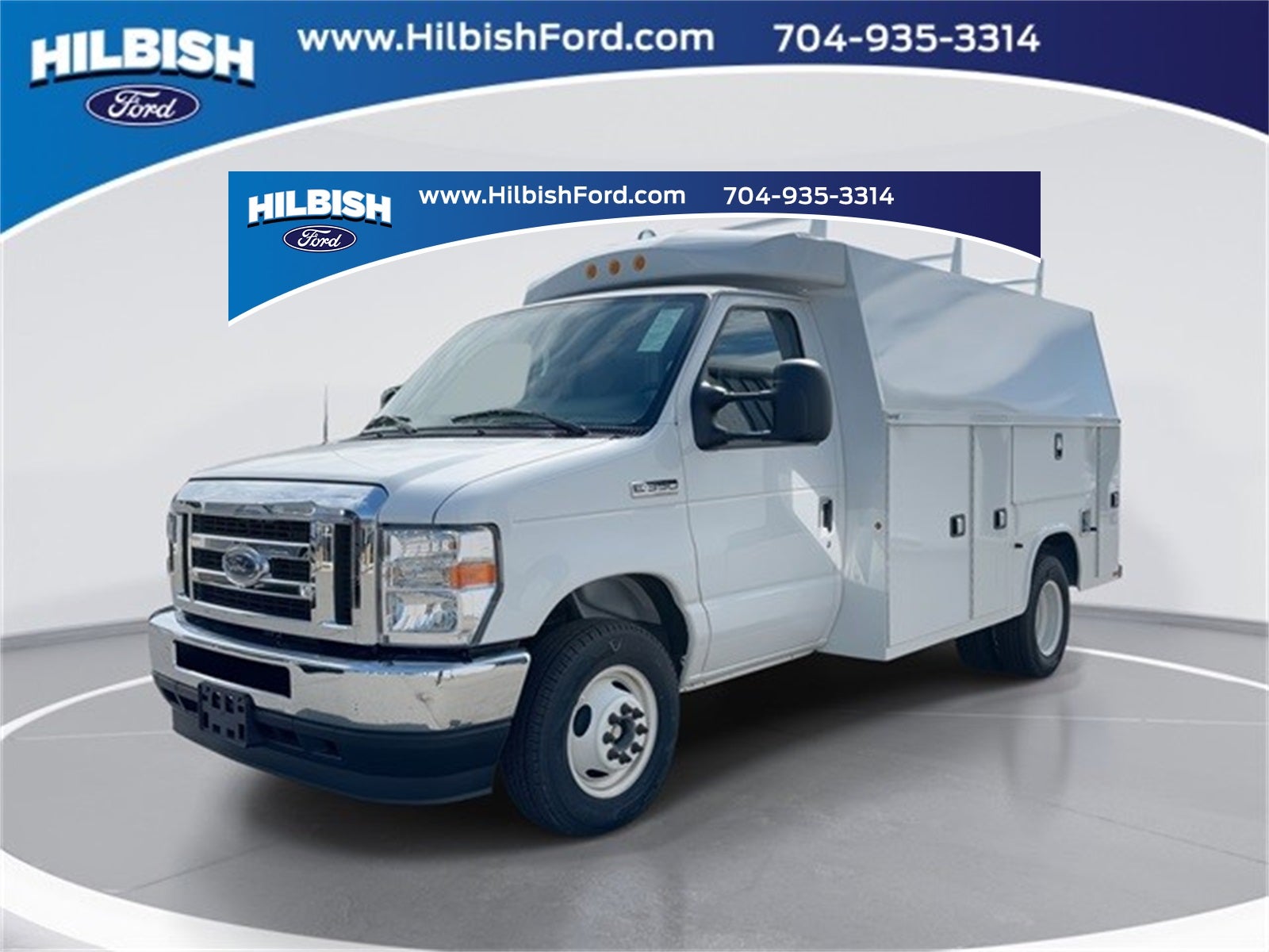 2025 Ford E-350SD Base Cutaway