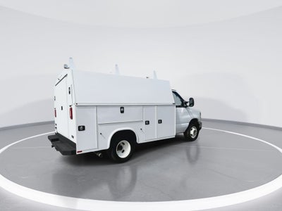 2025 Ford E-350SD Base Cutaway