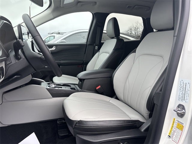 2025 Ford Escape Plug-In Hybrid Base