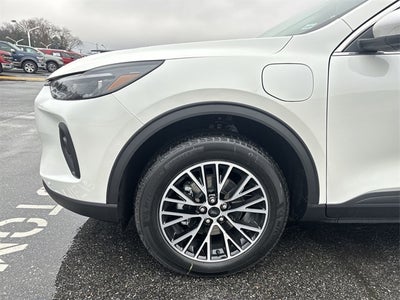 2025 Ford Escape Plug-In Hybrid Base