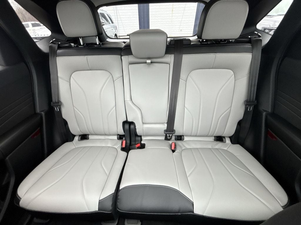 2025 Ford Escape Plug-In Hybrid Base