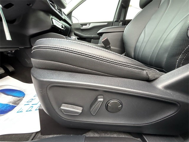 2025 Ford Escape Plug-In Hybrid Base