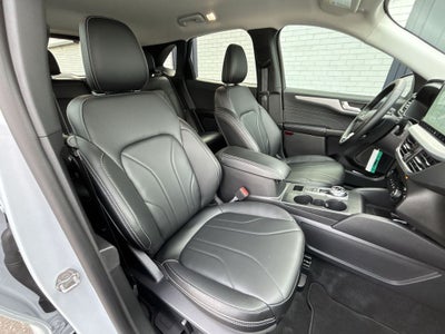 2025 Ford Escape Plug-In Hybrid Base