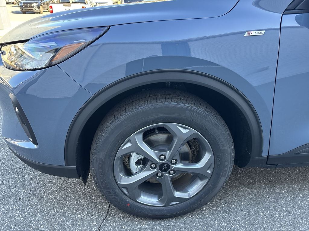 2026 Ford Escape Hybrid ST-Line Select