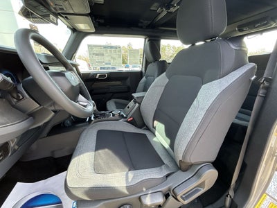 2025 Ford Bronco Base