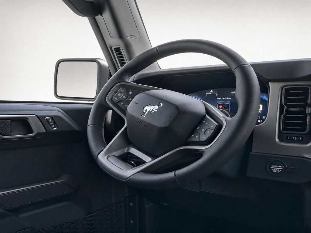 2026 Ford Bronco Outer Banks Dark Trail