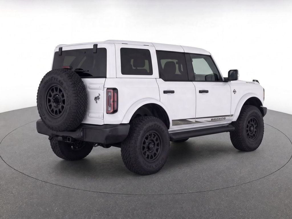 2026 Ford Bronco Outer Banks Dark Trail