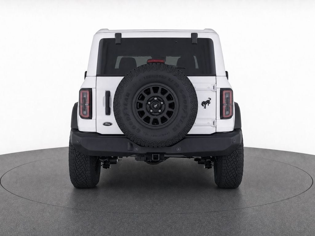 2026 Ford Bronco Outer Banks Dark Trail