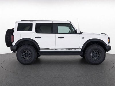 2026 Ford Bronco Outer Banks Dark Trail