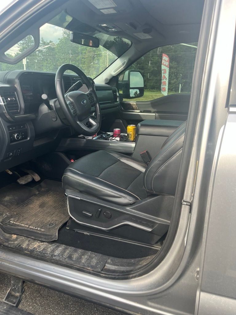 2024 Ford F-350SD Lariat DRW