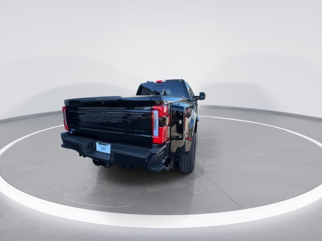 2026 Ford F-350SD Platinum DRW