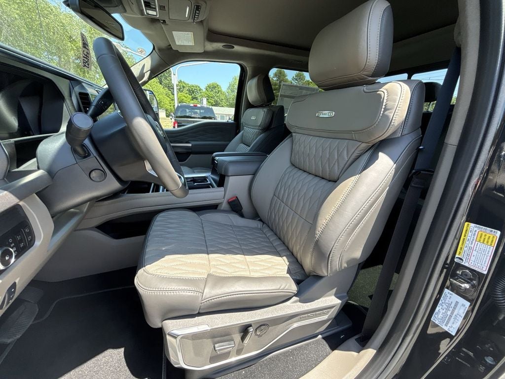 2026 Ford F-350SD Platinum DRW