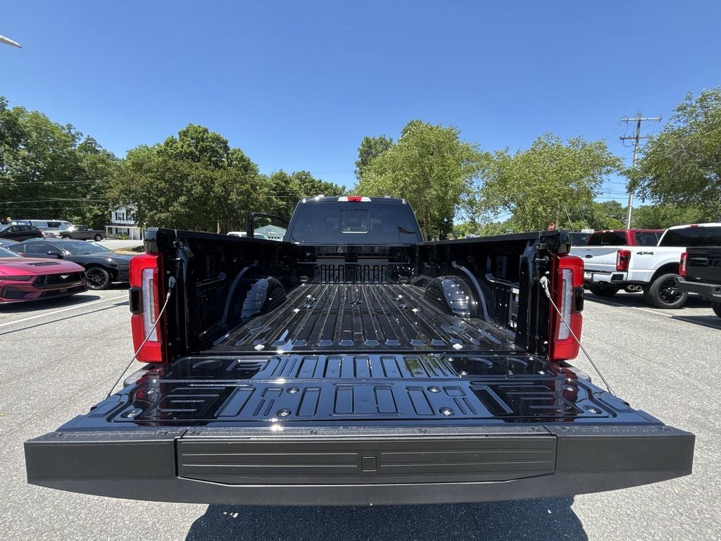 2026 Ford F-350SD Platinum DRW