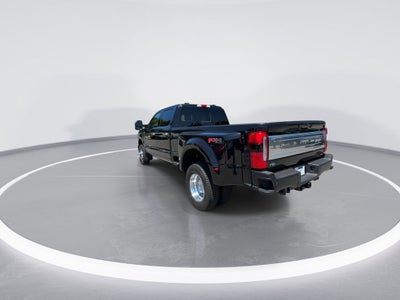 2026 Ford F-350SD Platinum DRW