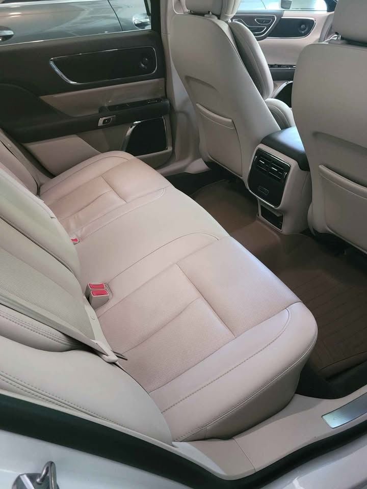 2020 Lincoln Continental Standard